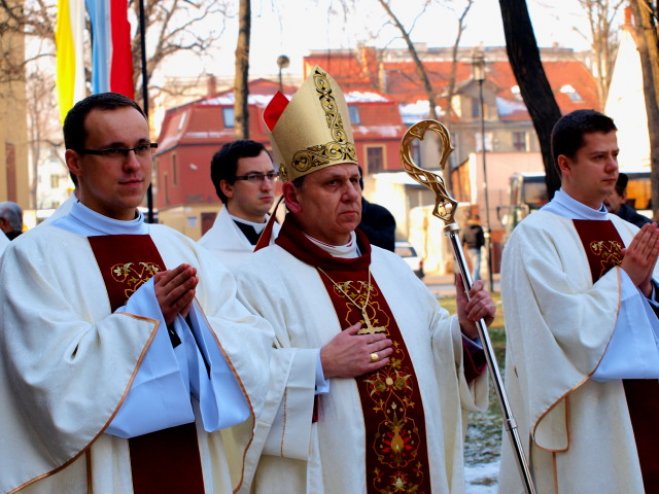 Wizytacja ks. Biskupa Jana Kopca w Stolarzowicach